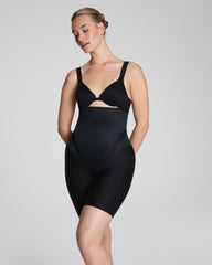 SPANXsupersculpt™ Transform High-Waisted Mid-Thigh Short