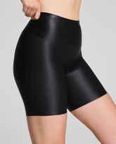 SPANXshape™ LuxeShine Mid-Thigh Short