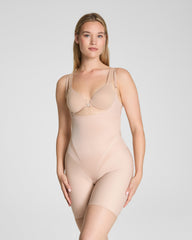 SPANXsupersculpt™ Transform Open-Bust Mid-Thigh Bodysuit