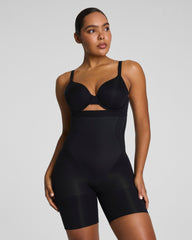 SPANXsculpt™ GoFigure High-Waisted Mid-Thigh Short | Very Black