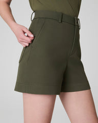 SPANXsupersmooth™ Stretch Twill Short, 5" | Dark Pine