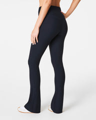 SPANXsmooth™ OnForm Micro Flare Pant | Very Black