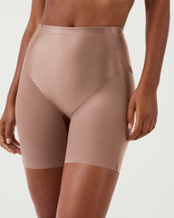 SPANXshape™ Booty-Lifting Mid-Thigh Short | Cafe Au Lait