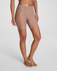 SPANXsupersmooth™ SheerSense Mid-Thigh Short | Cafe Au Lait