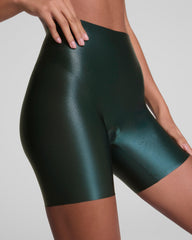 SPANXshape™ LuxeShine Mid-Thigh Short
