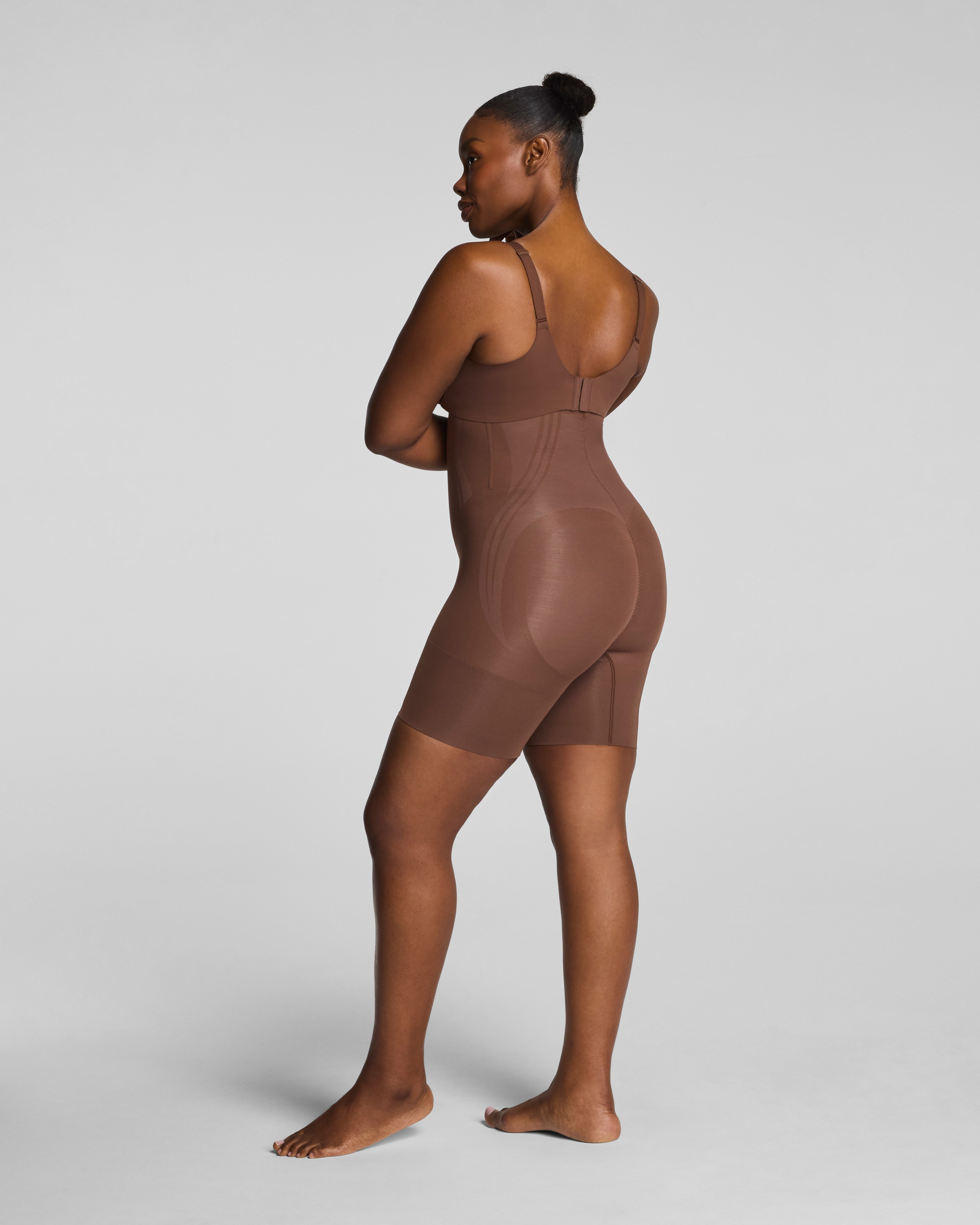 SPANXsculpt™ GoFigure High-Waisted Mid-Thigh Short | Ganache