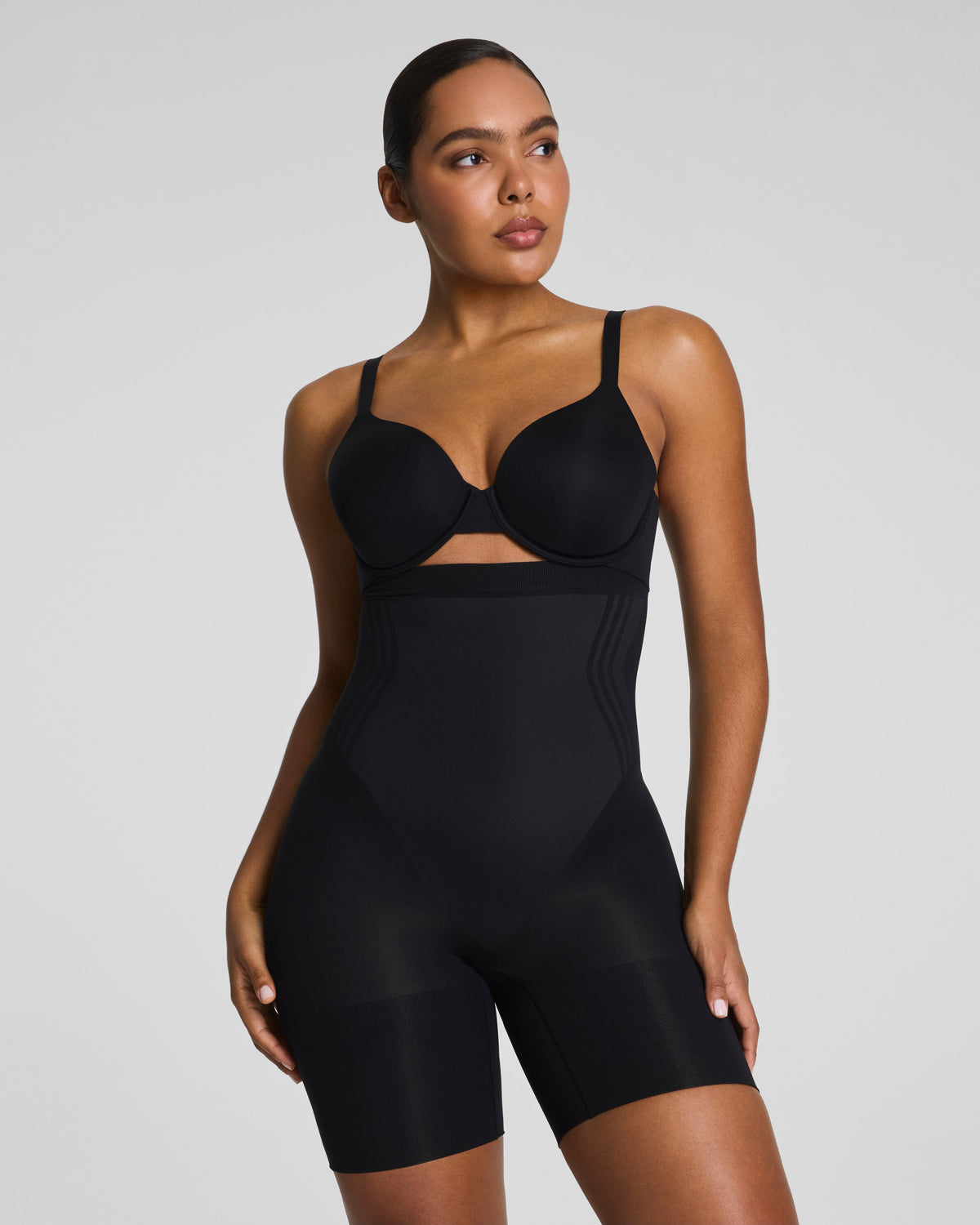 SPANXsculpt™ GoFigure High-Waisted Mid-Thigh Short