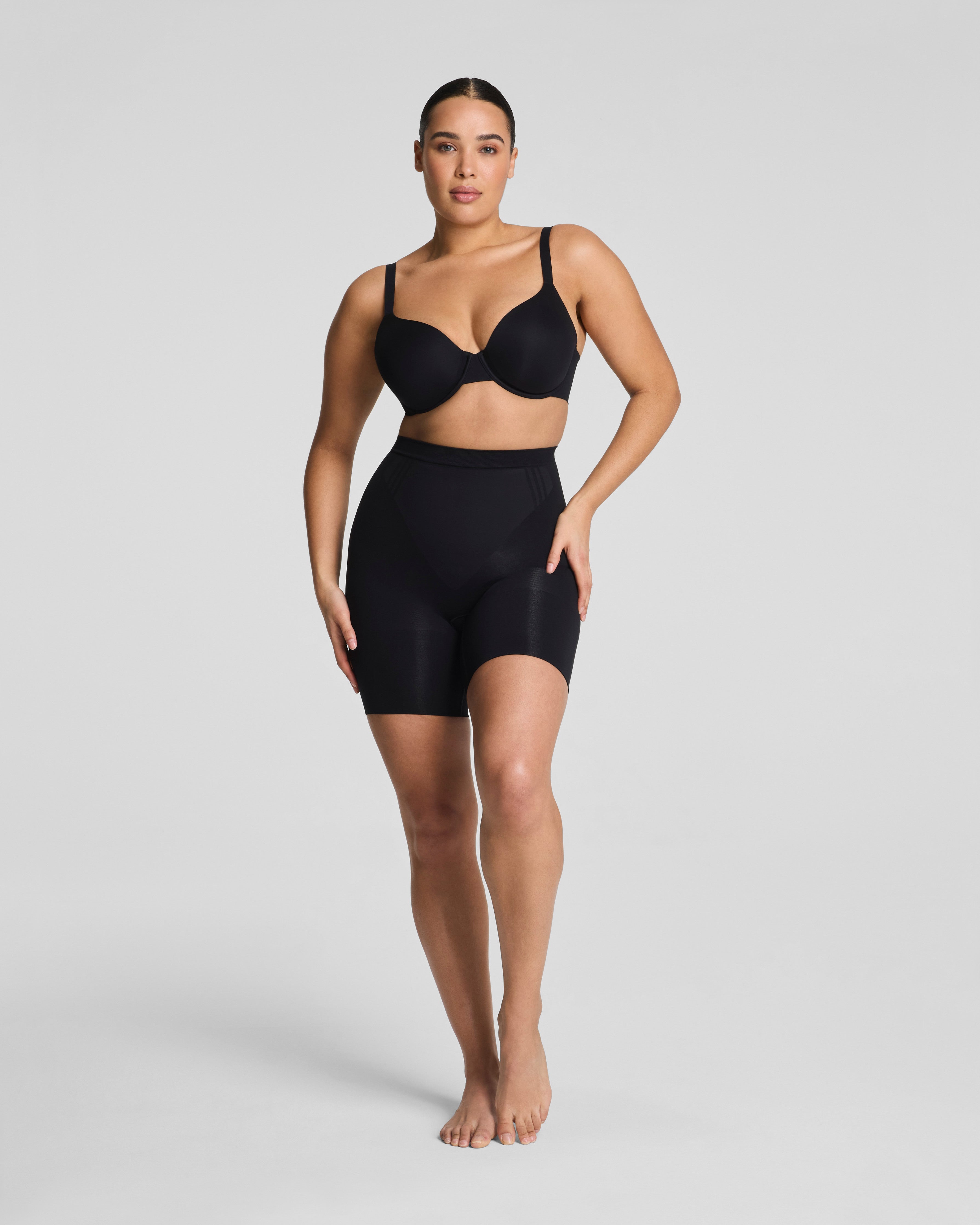 SPANXsculpt™ GoFigure Mid-Thigh Short | Very Black