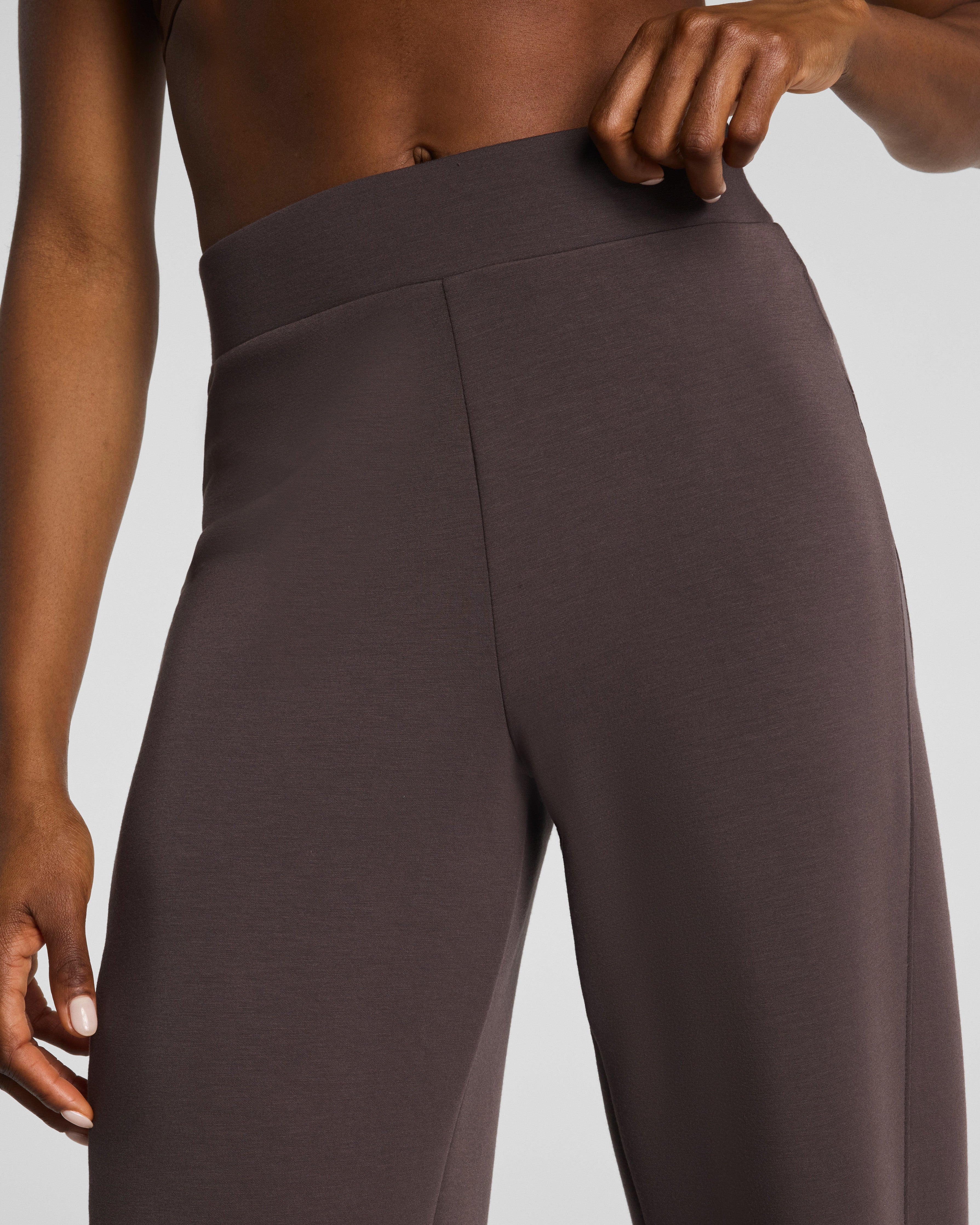 SPANX AirEssentials® Barrel Leg Pant | Dark Cacao