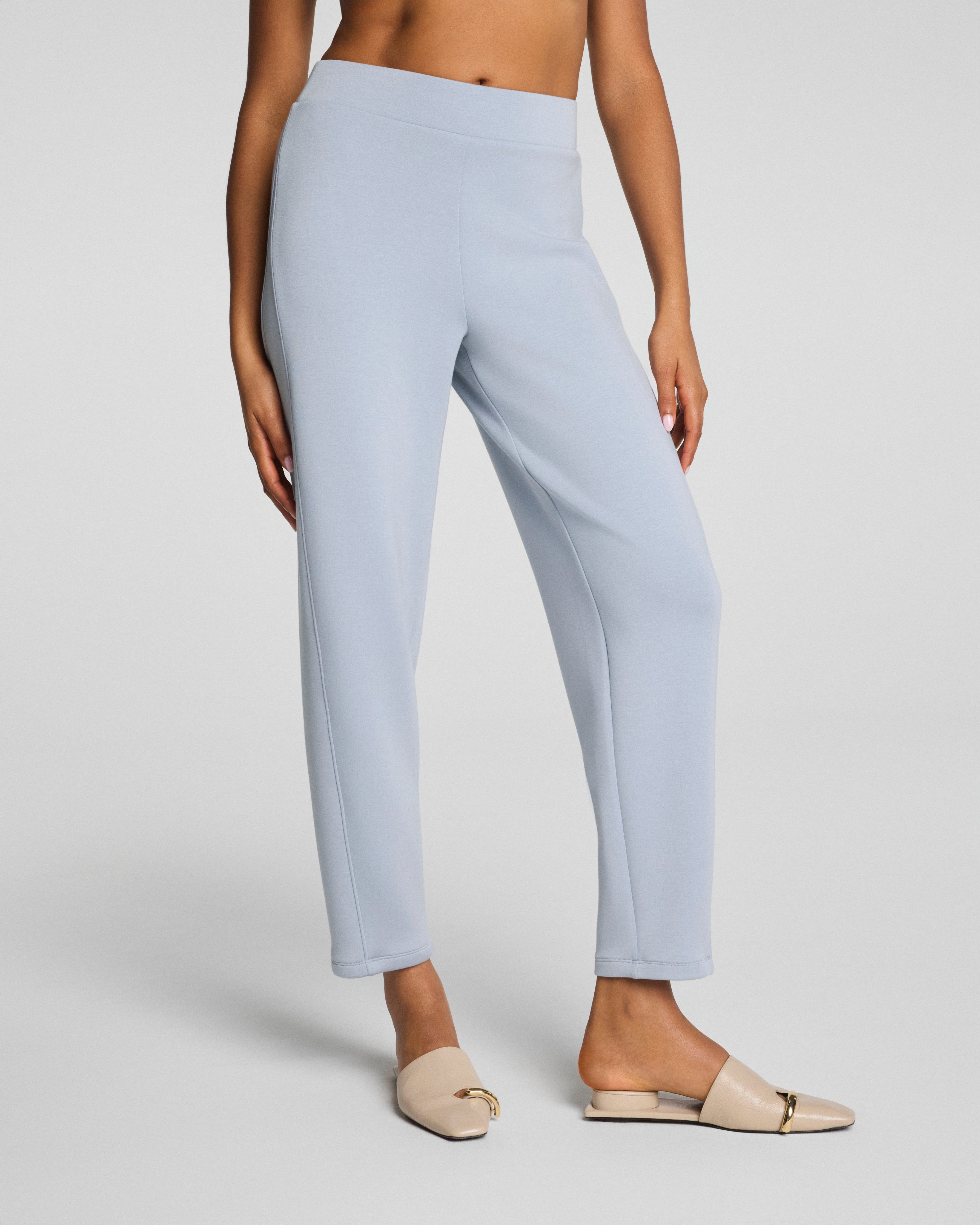 SPANX AirEssentials® Barrel Leg Pant | Himalayan Cloud