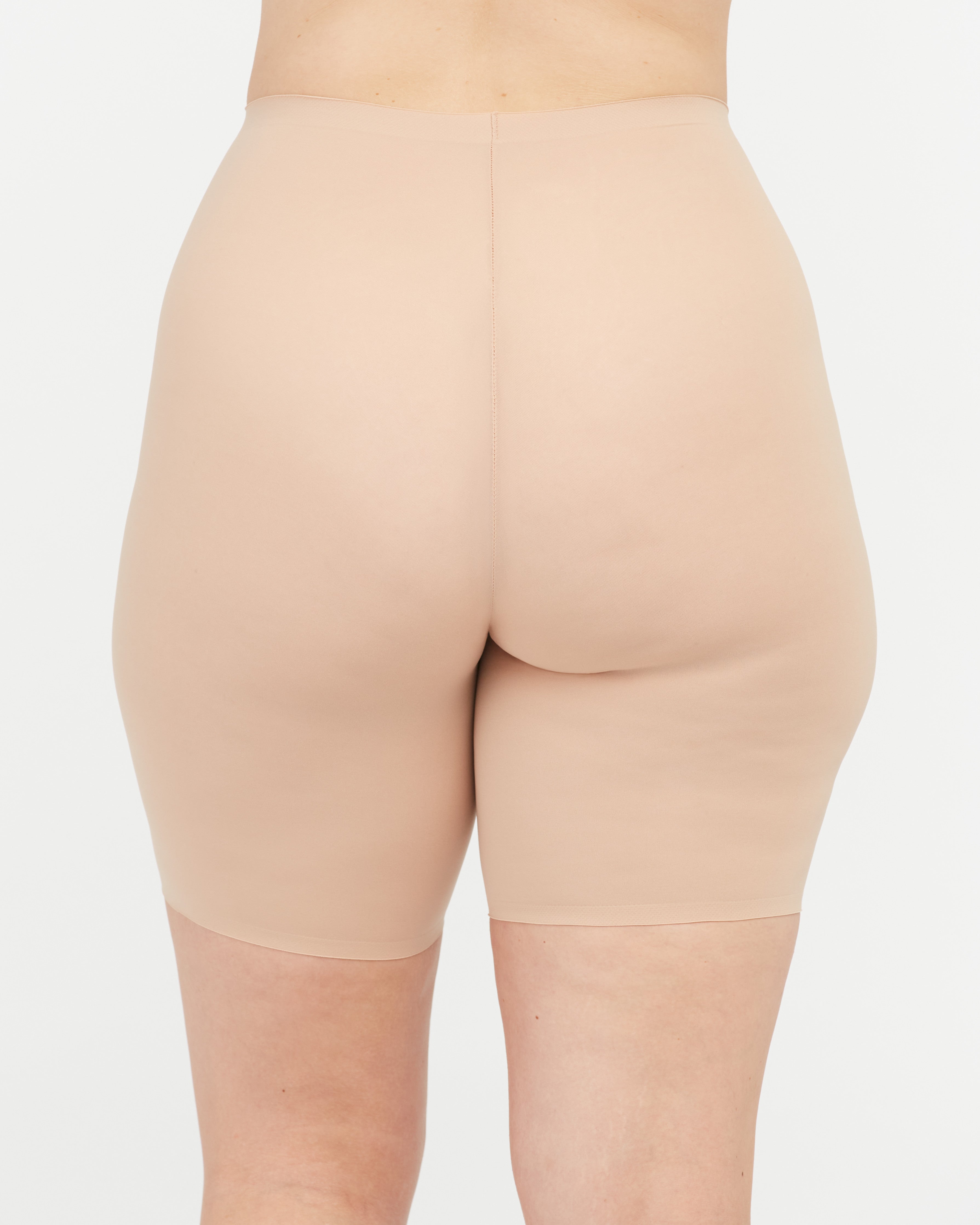 SPANXsmooth™ Fit-To-You Mid-Thigh Short | Naked 2.0