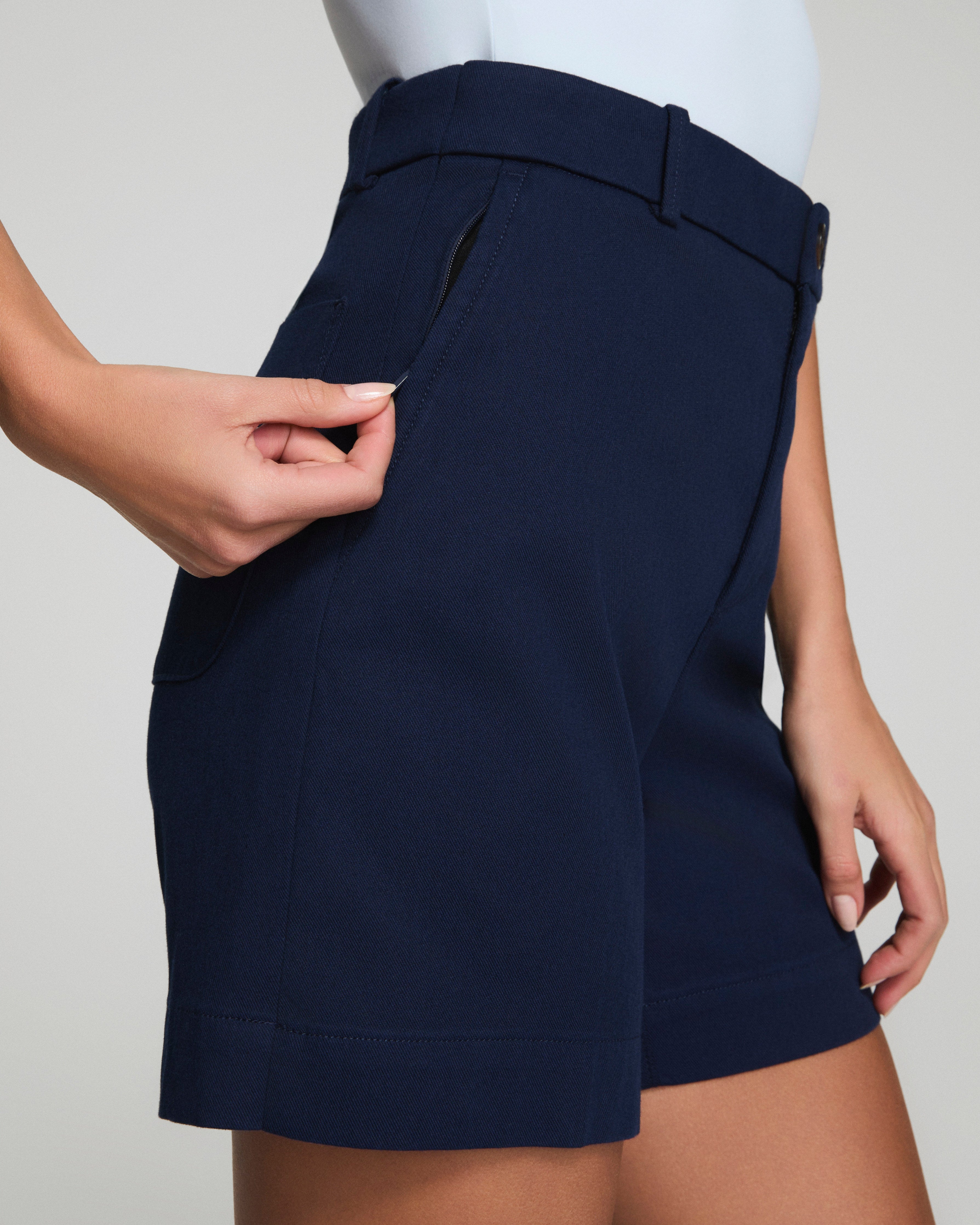 SPANXsupersmooth™ Stretch Twill Short, 7" | Timeless Navy