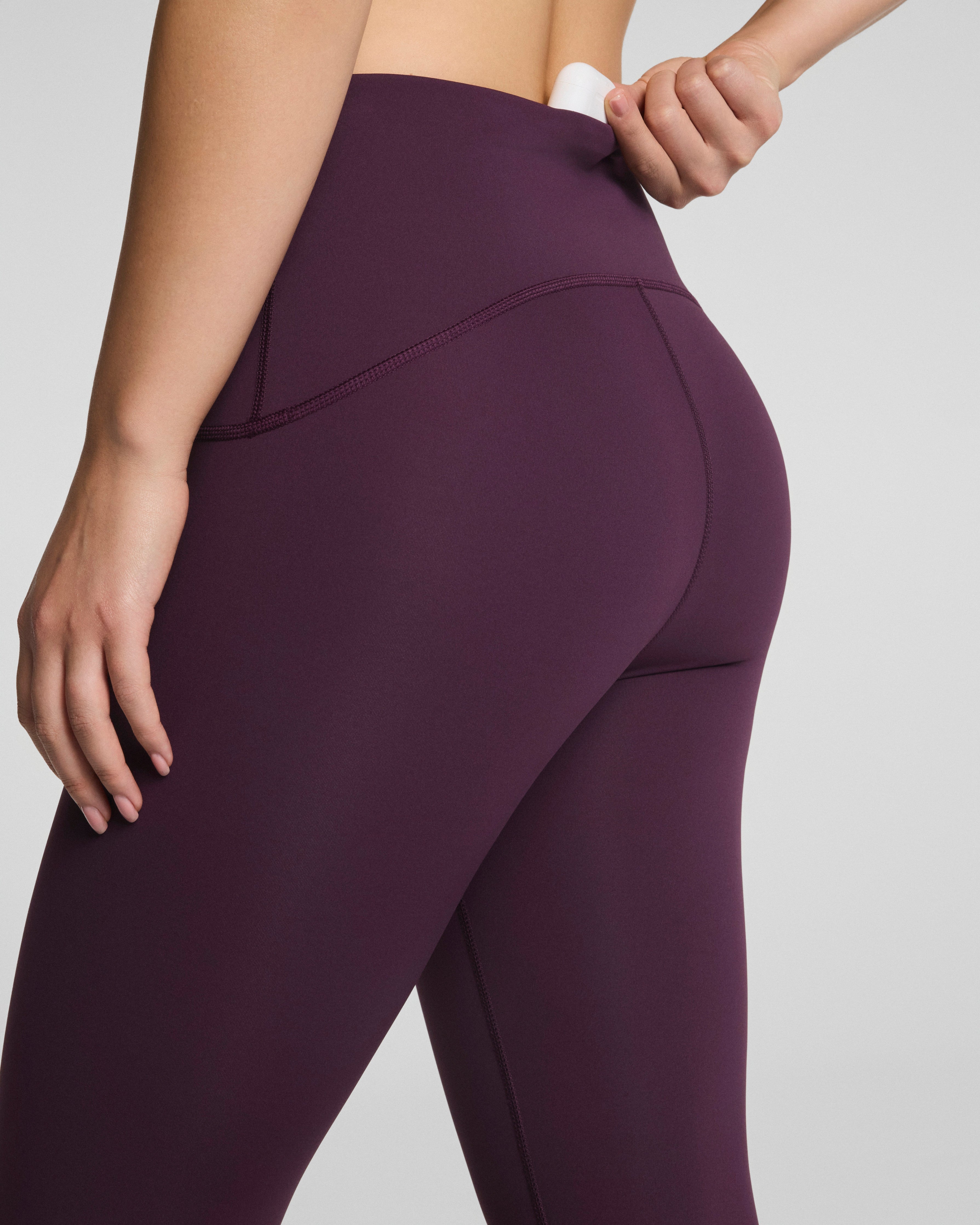 SPANXshape™ Booty Boost® 7/8 Leggings | Blackberry