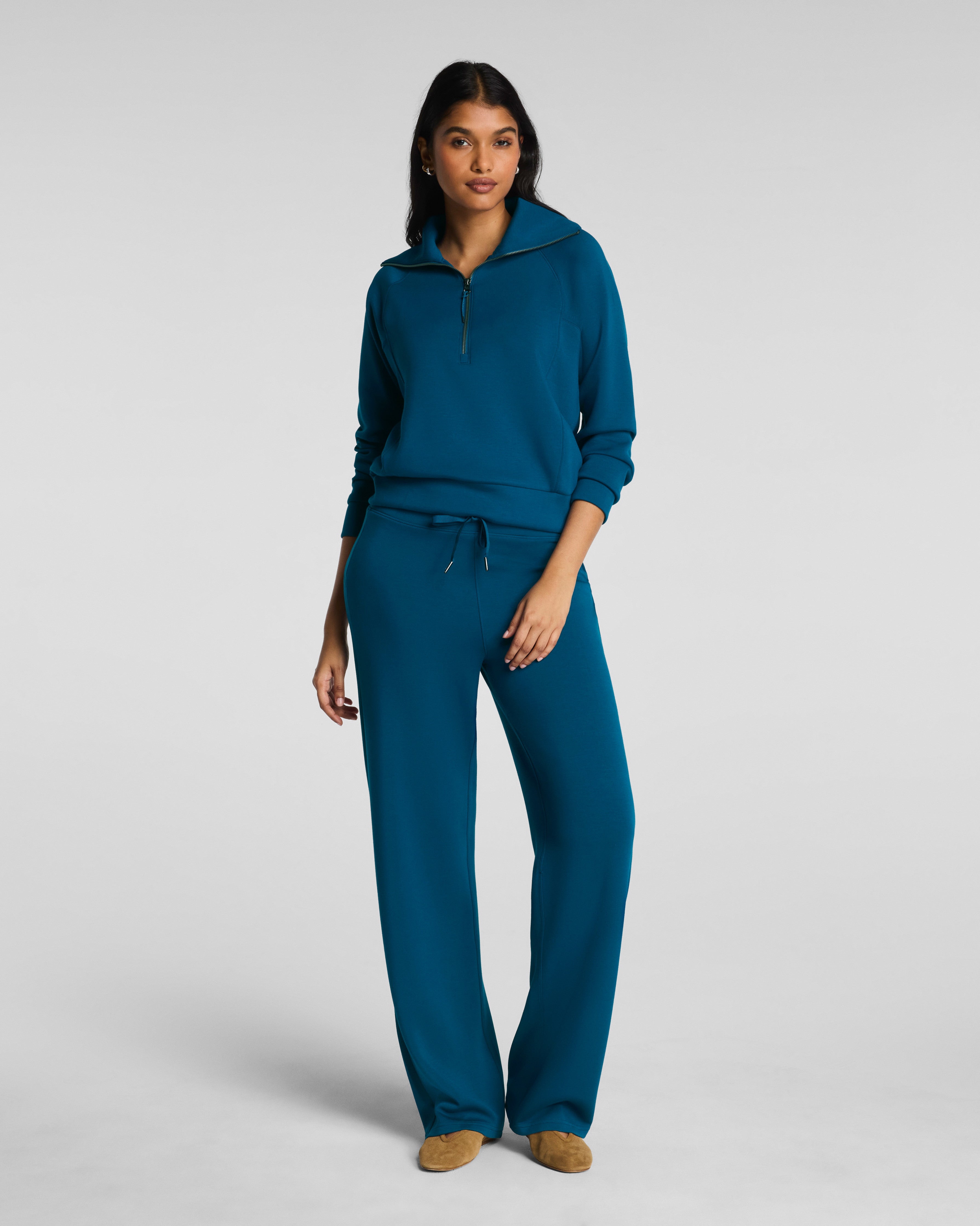 SPANX AirEssentials® Straight Leg Pant