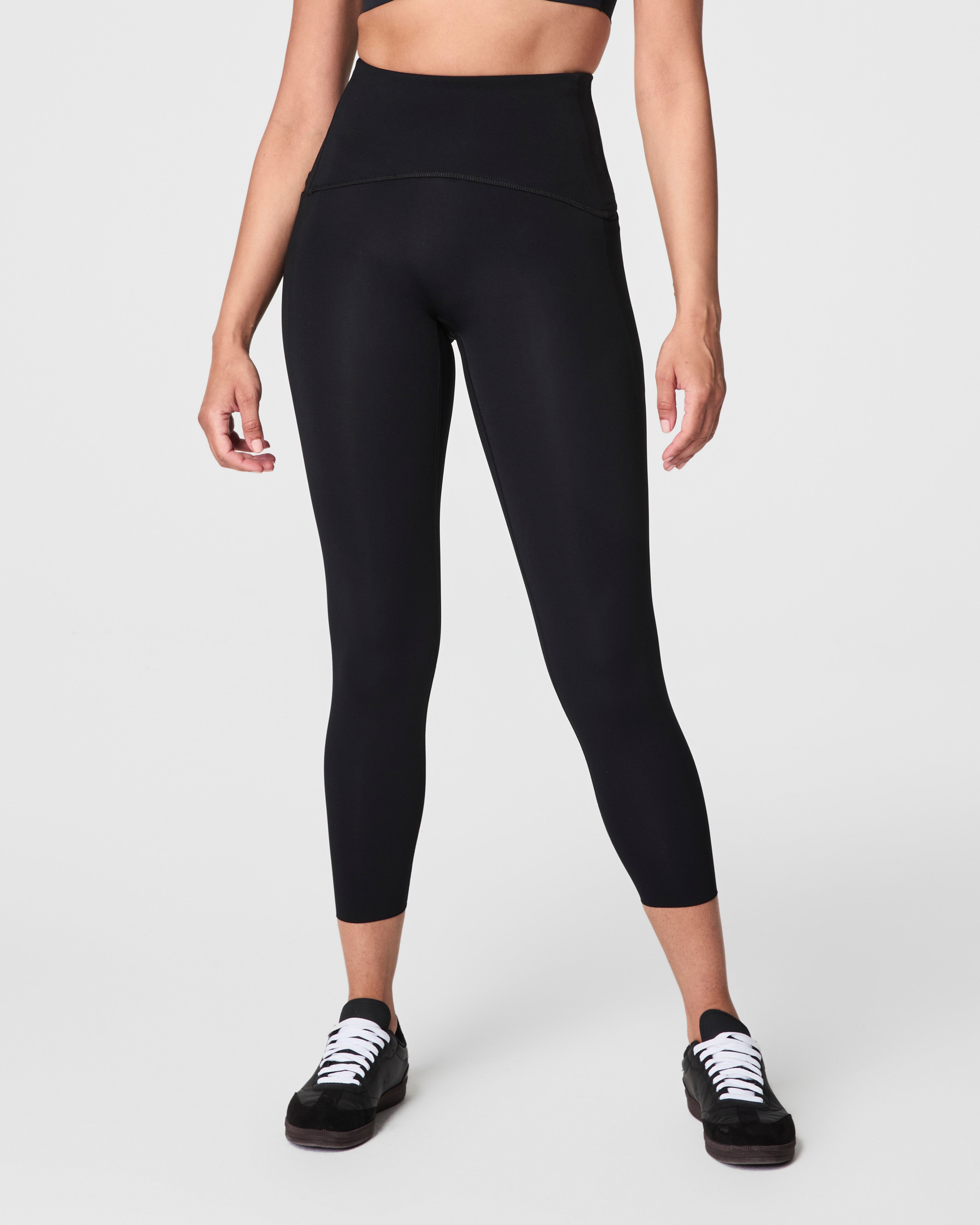 SPANXshape™ Booty Boost® Side Pocket Leggings | Very Black