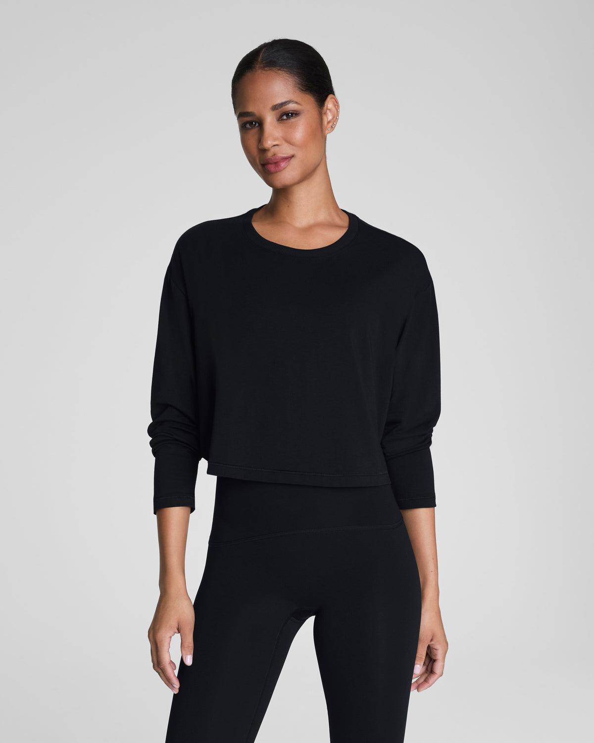 SPANX® Outpace Cropped Long Sleeve Top | Very Black